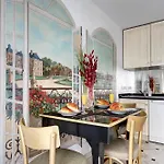 Apartment Madeleine & Champs-elysees - 2br 2ba With Balcony - Vacation