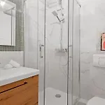Madeleine & Champs-elysees - 2br 2ba With Balcony - Vacation Paris